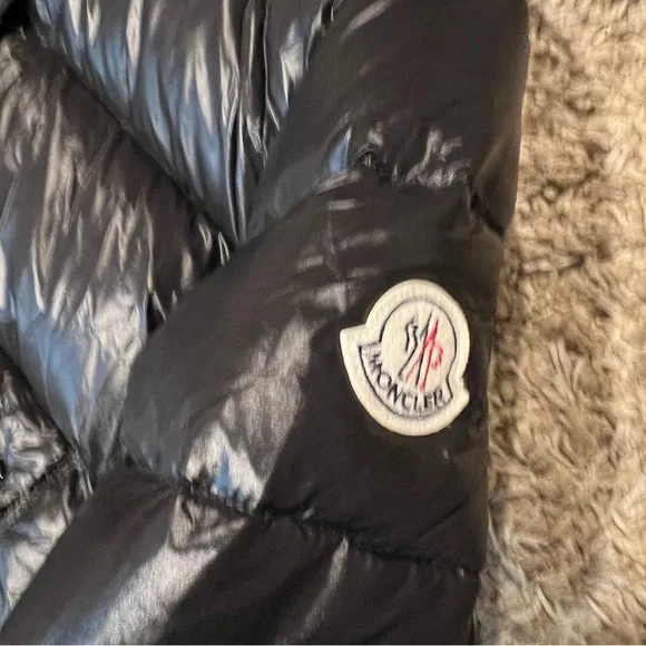 NWOT Moncler Bulgarie Black Pure Goose Down Coat. Size 1-Small. Unisex